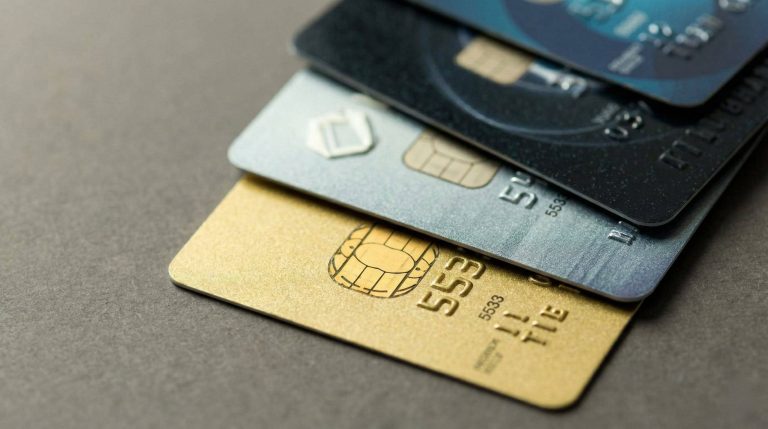 Best Cash Back Credit Cards in the UAE in 2026