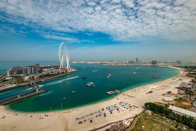 Best Beaches in Dubai: Complete Guide to Public and Paid Beach Access