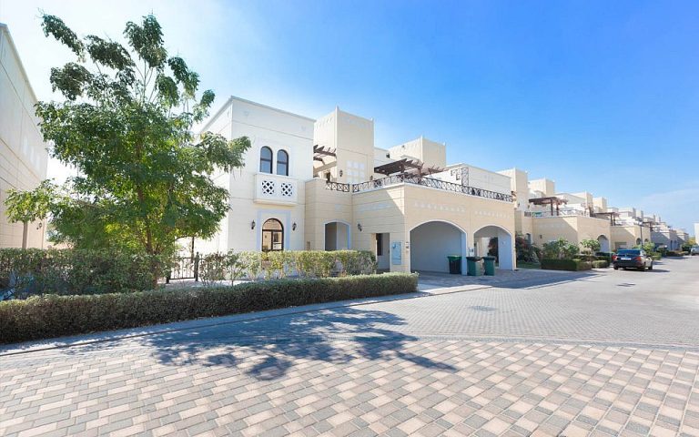 What Happens to Your UAE Property If You Leave the Country