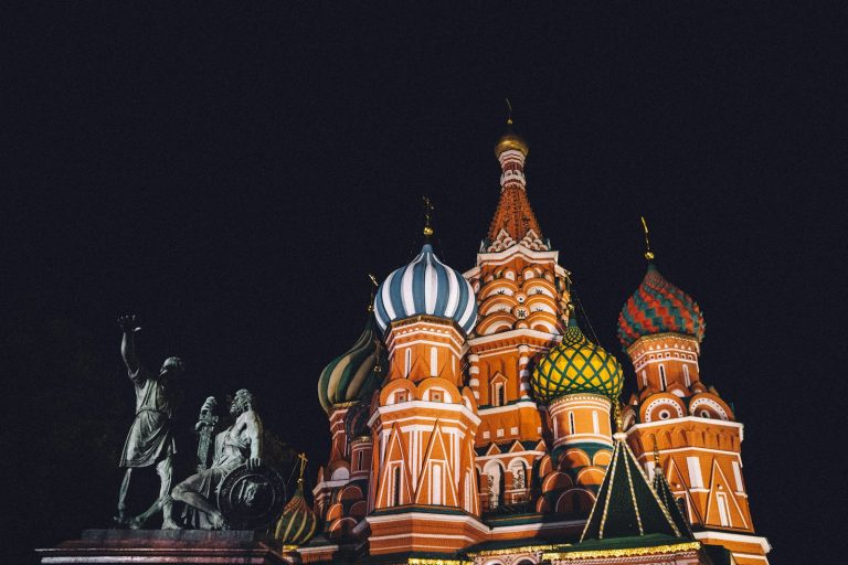Russians in the UAE: Tax Residency, the 2026 Treaty and Remote Work for Russian Employers