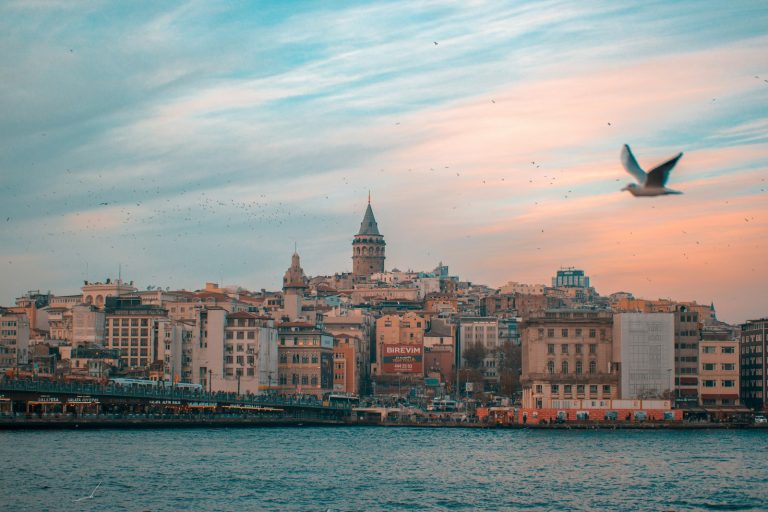 Turkish Citizens in the UAE: Tax Residency, the Treaty and What You Still Owe Türkiye